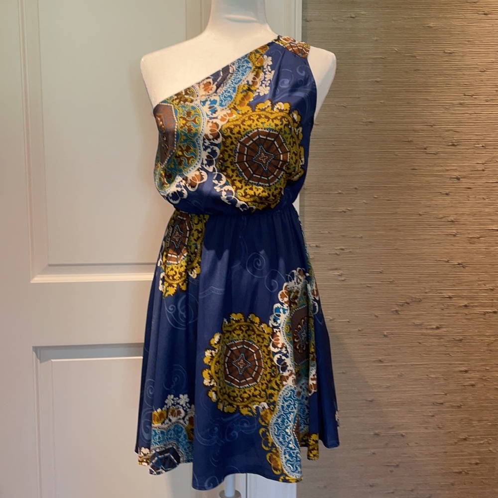 Love Notes One-Shoulder Navy Medallion Print Dress